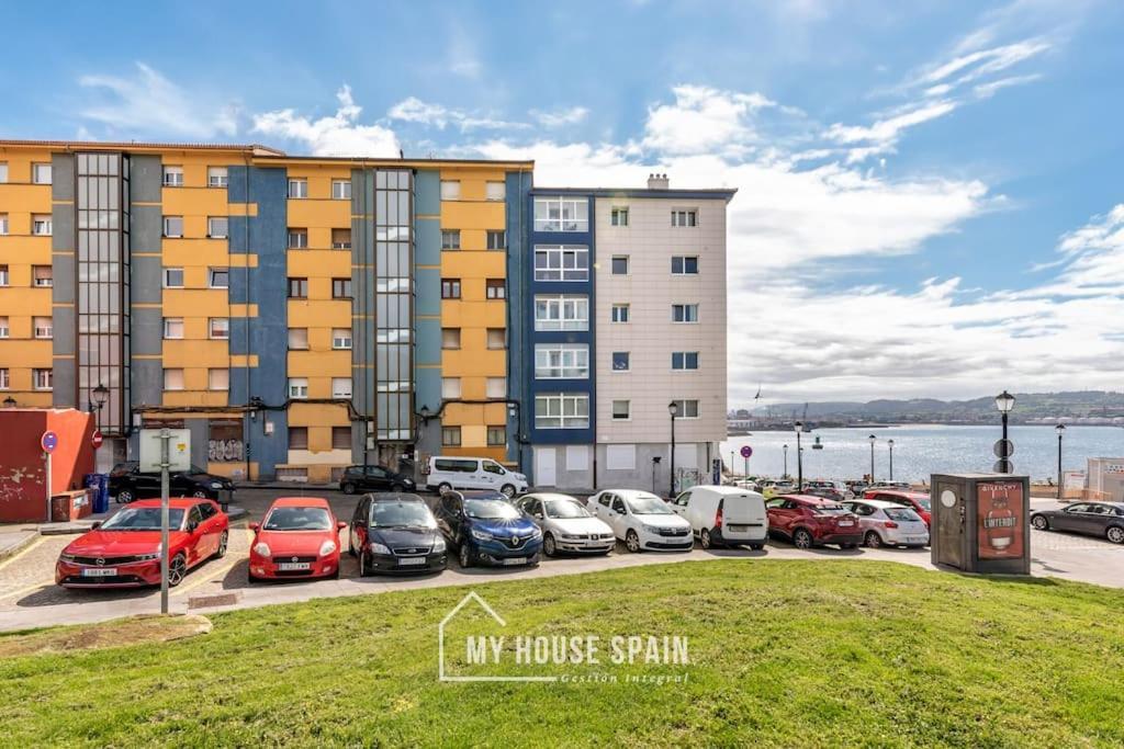 Myhousespain - Piso En Cimadevilla Junto Al Mar 希洪 外观 照片