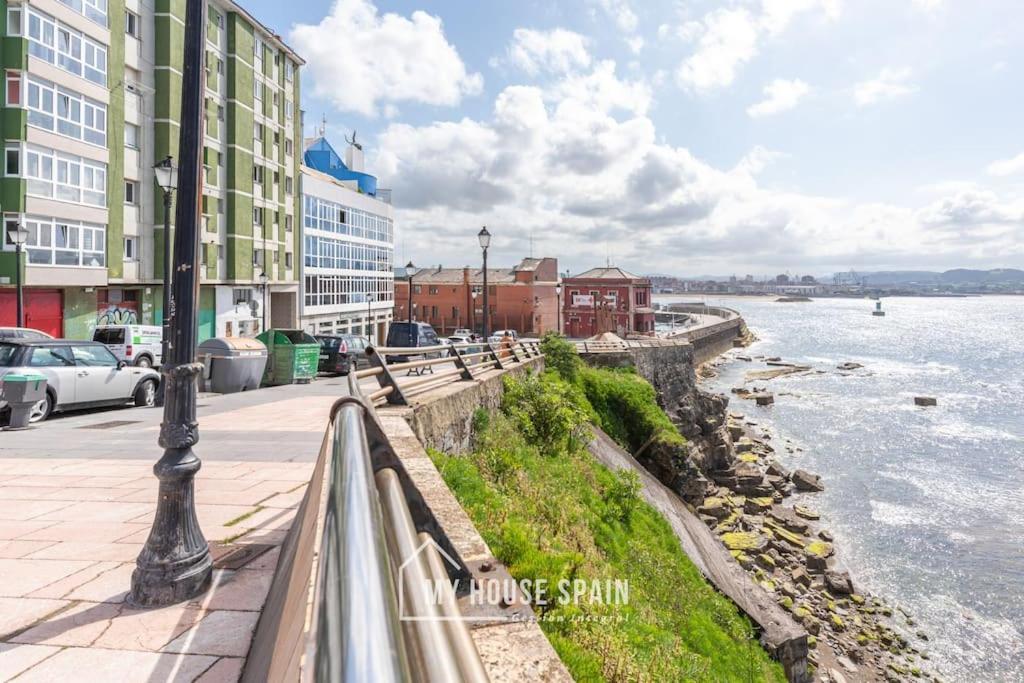 Myhousespain - Piso En Cimadevilla Junto Al Mar 希洪 外观 照片