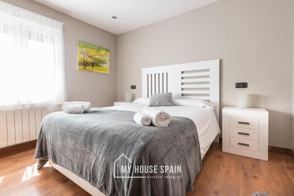 Myhousespain - Piso En Cimadevilla Junto Al Mar 希洪 外观 照片